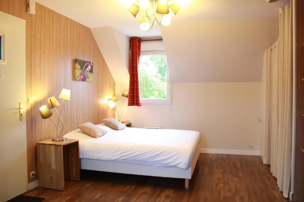 Hotel Les Ormes Domaine Et Resort Epiniac